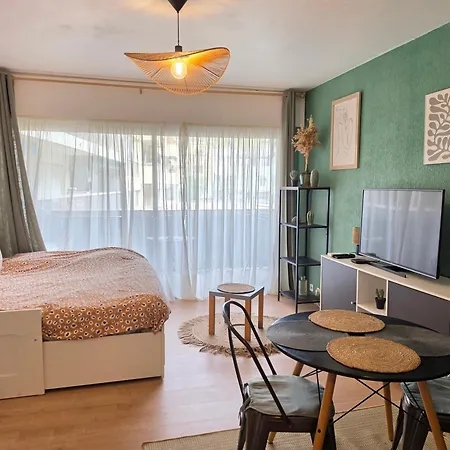 דירה Bel Appartement, Climatisation, Internet, Terrasse אנטיב